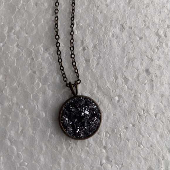 Druzy Necklace - Picture 1 of 3